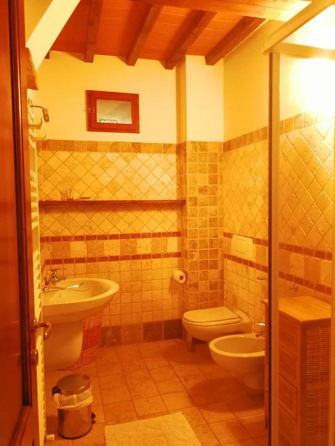 Residence Il Poggiolino Montecarelli エクステリア 写真