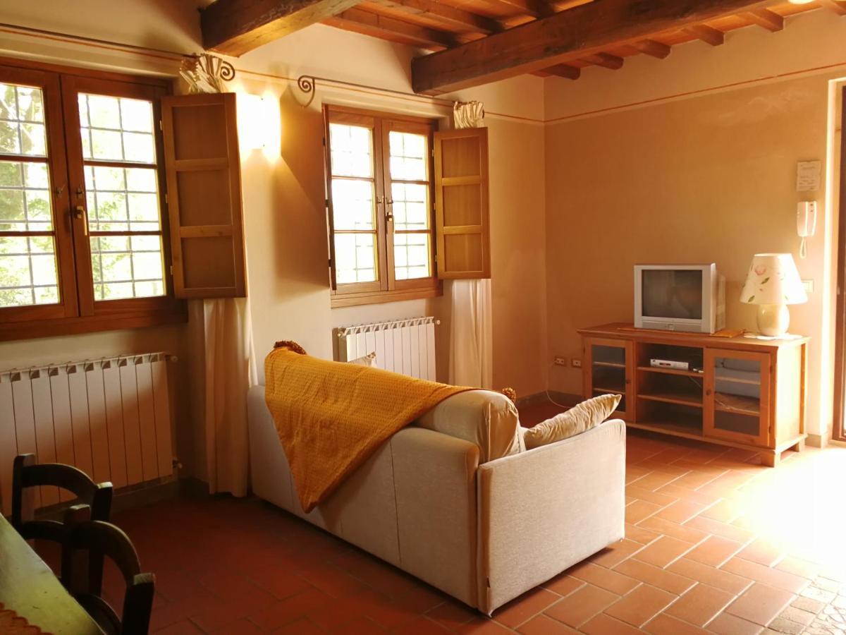 Residence Il Poggiolino Montecarelli エクステリア 写真